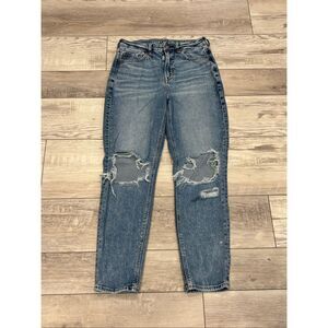 American Eagle strigid Mom jeans, size 4